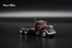 Peterbilt 281 1/87  rusty Brekina 1/87