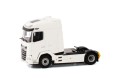 white-line-daf-xg-4x2-1-3.jpg