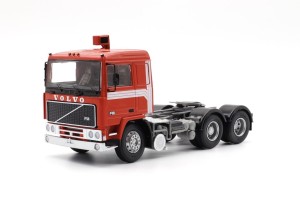 Volvo F12  skala 1/43 Premium ClassiXXs
