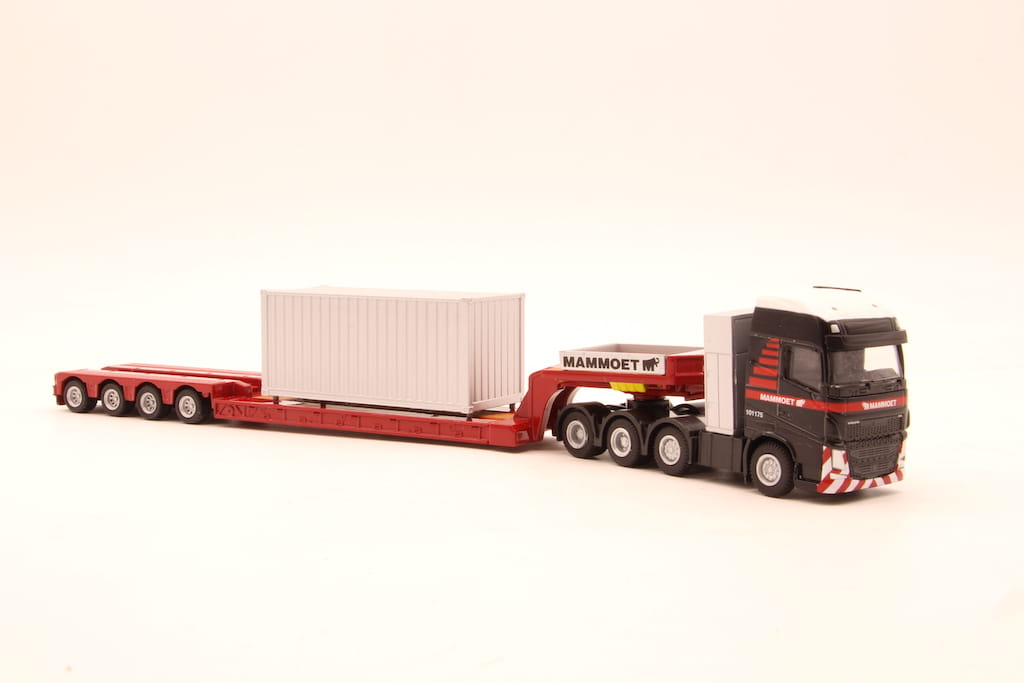 Volvo FH4 Globetrotter XL 8x4 skala 1/87