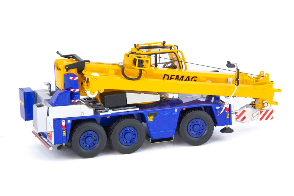 Żuraw Tadano AC45 City, Demag, IMC 1/50