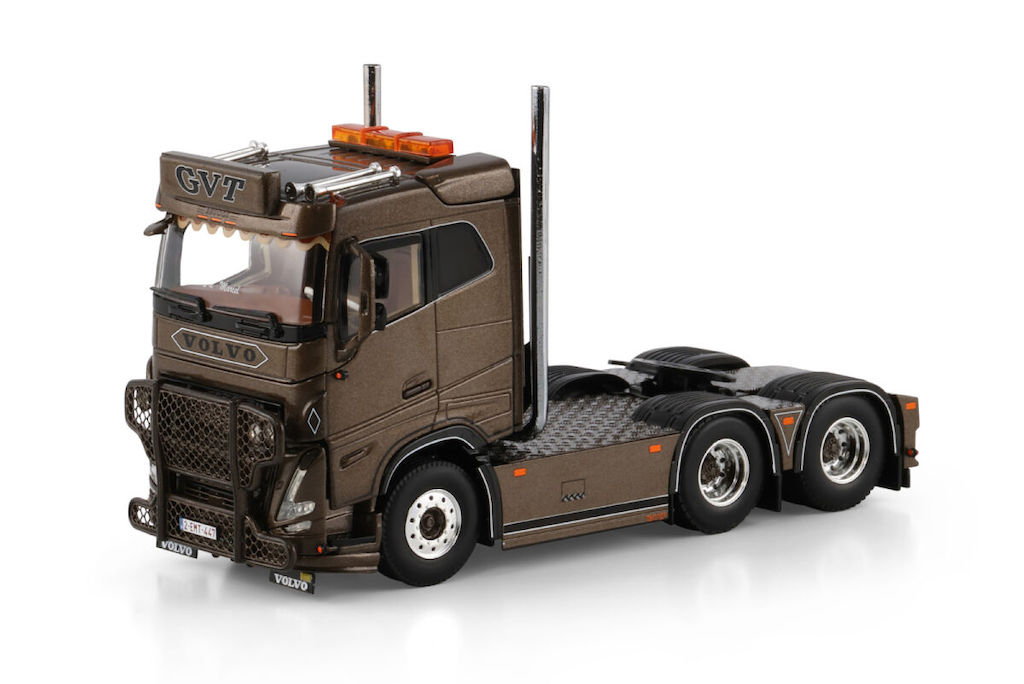 Volvo FH Sleeper Cab 6x2, GVT Transport, WSI Models, skala 1/50 (1)